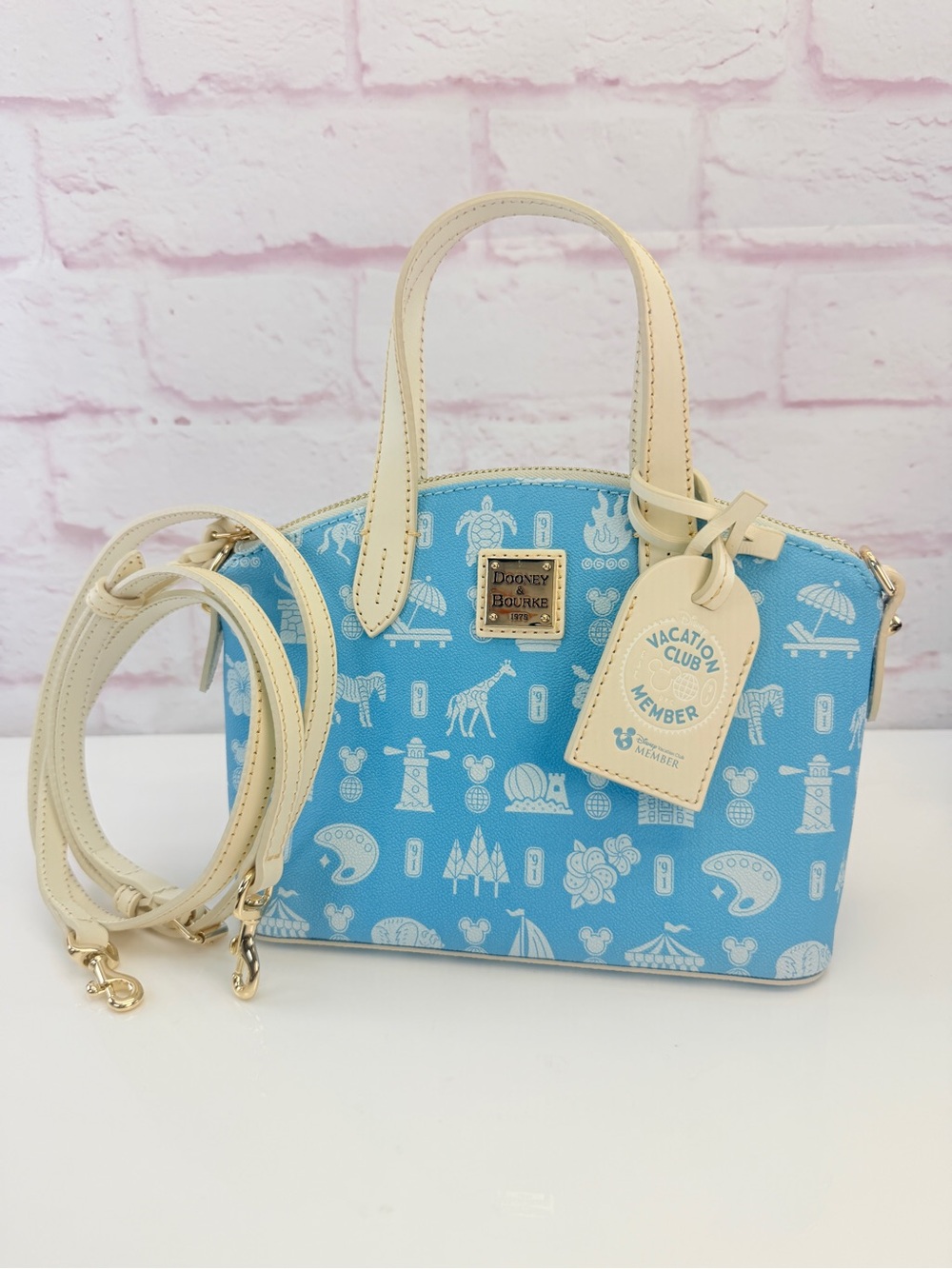 Dooney & Bourke Vacation Club Member 2025 Blue Top Handle Bag